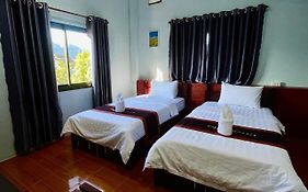 Smile Guesthouse Vangvieng